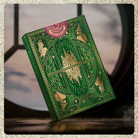 💖💚 Theory 11 x Wicked Playing Cards NIB - Picture 2 of 12